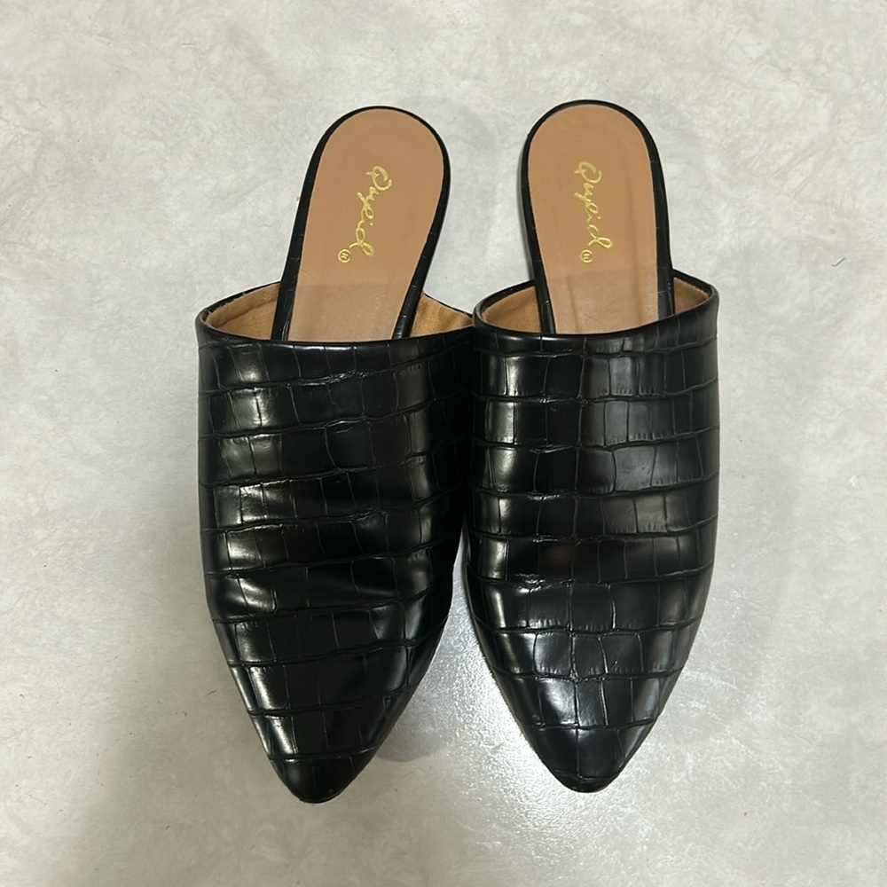 Qupid shoes, mules